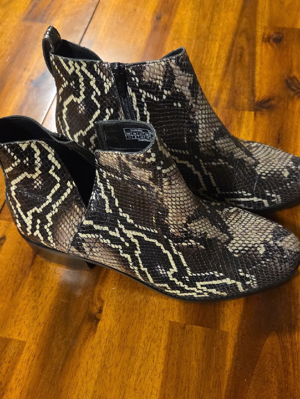 Women's Vionic Snake Rint Ankle Boots - Picture 2 of 5